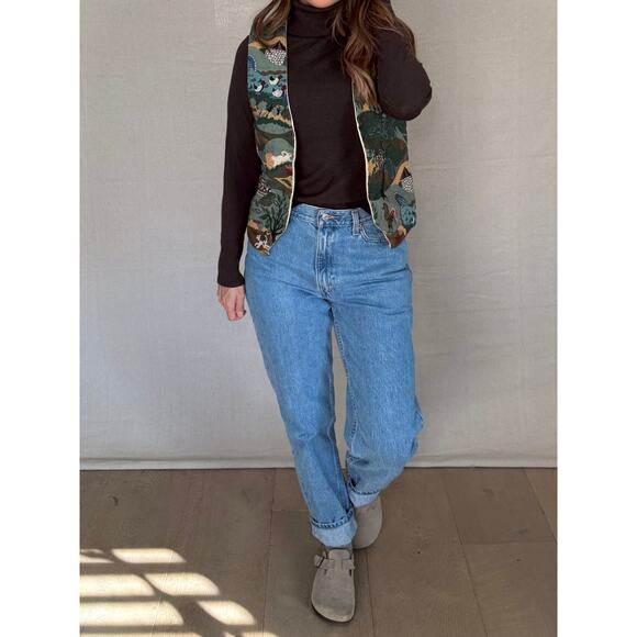 Vintage Countryside Scenic Tapestry Vest – Green Multi, Cottagecore - Picture 5 of 10